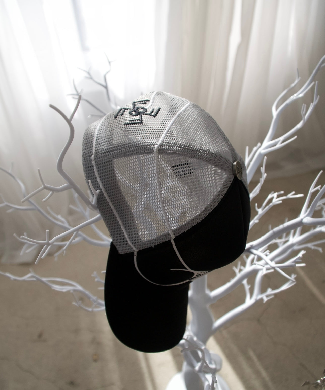 Eight's Web Trucker Hat