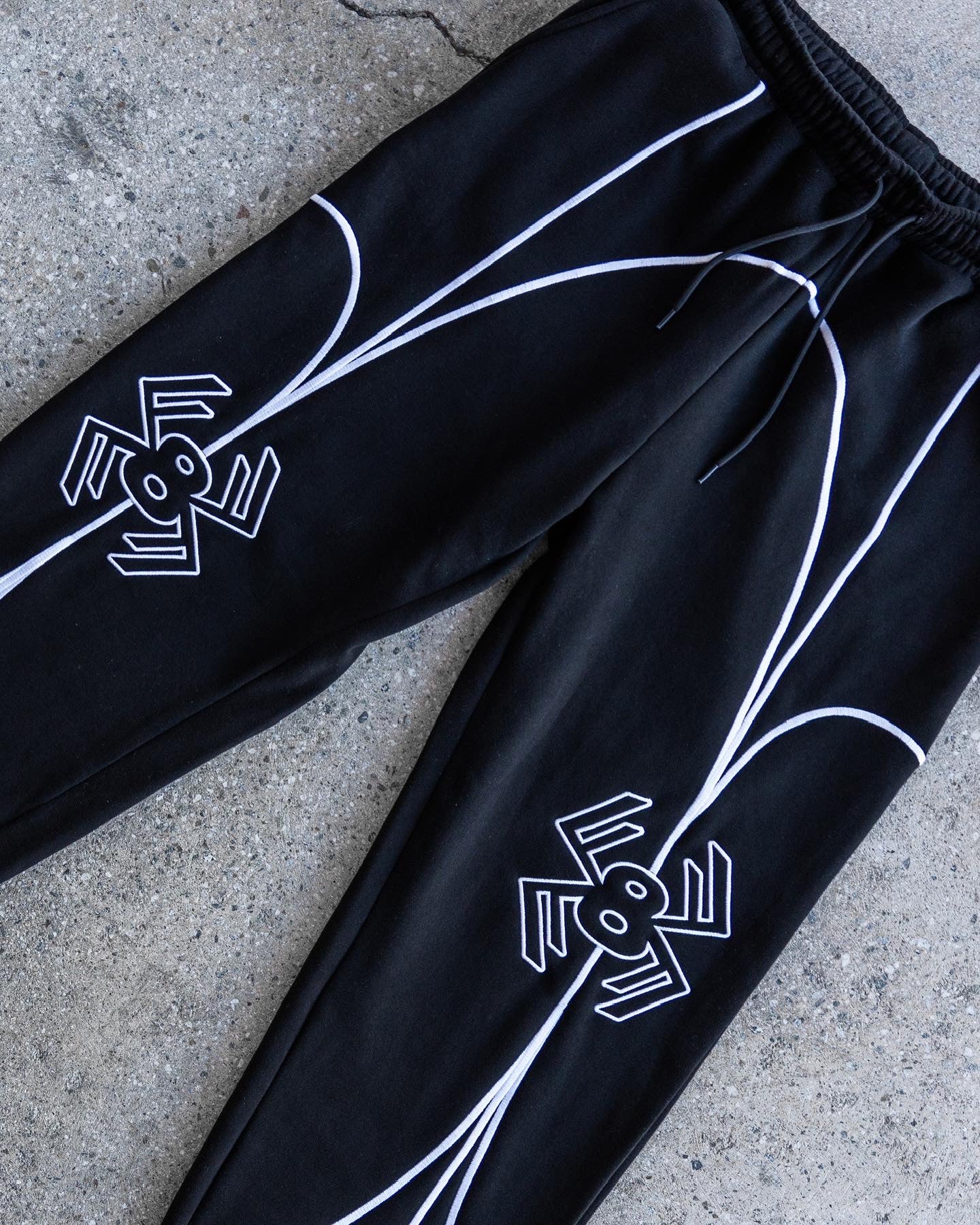 Spider Cross Sweatpants